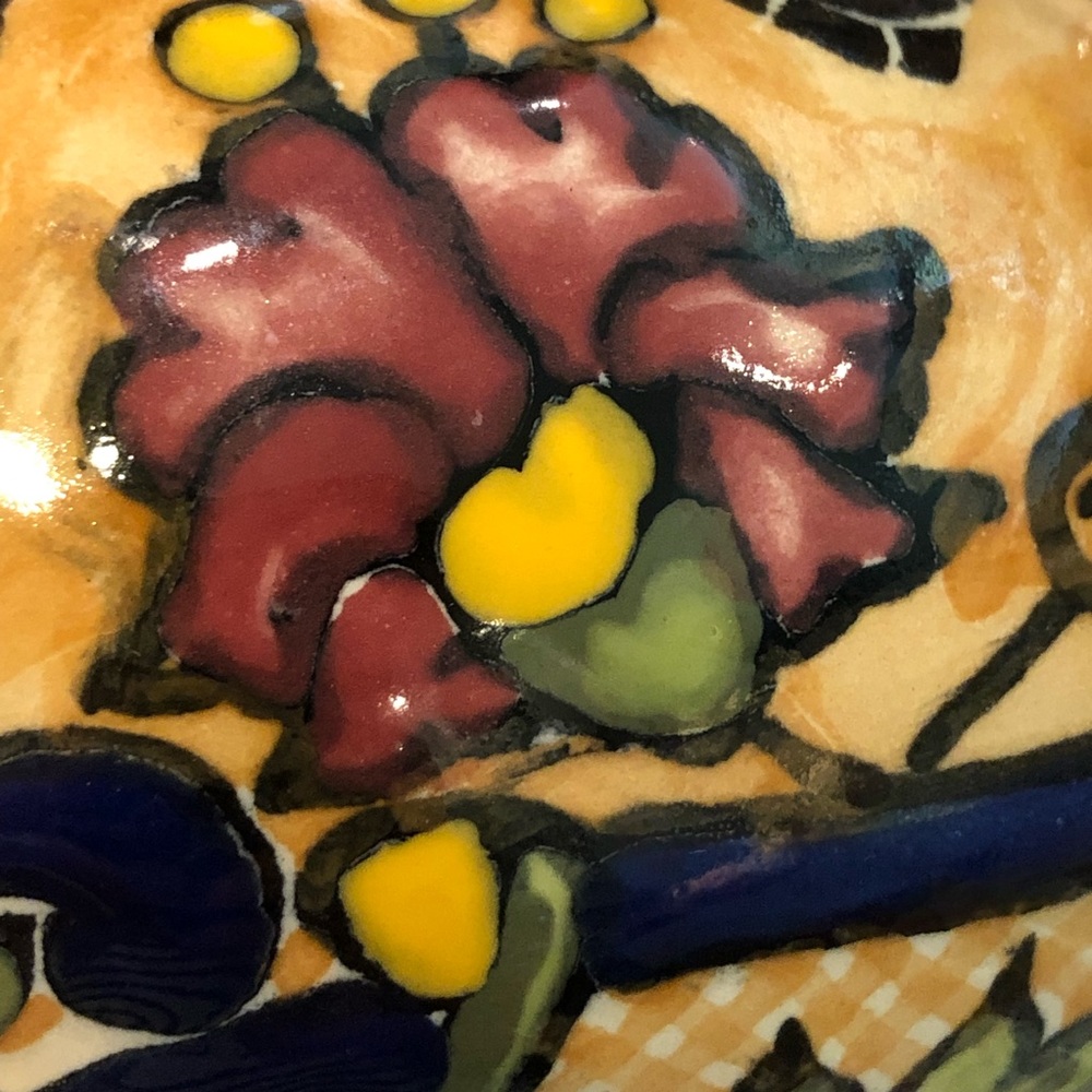 Talavera | Hand Painted Gravy Boat - Picture 4 of 14